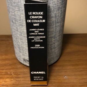 Chanel Le Rouge Crayon De Couleur Mat
